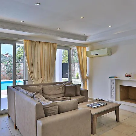 Oludeniz 4 Bedroom 2184 *