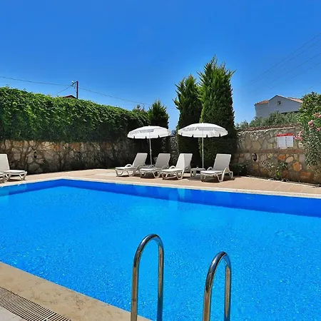 Oludeniz 4 Bedroom 2184 *
