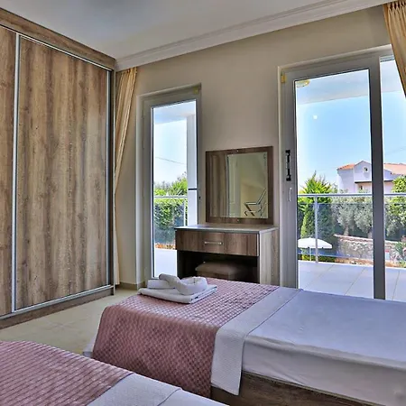 Oludeniz 4 Bedroom 2184