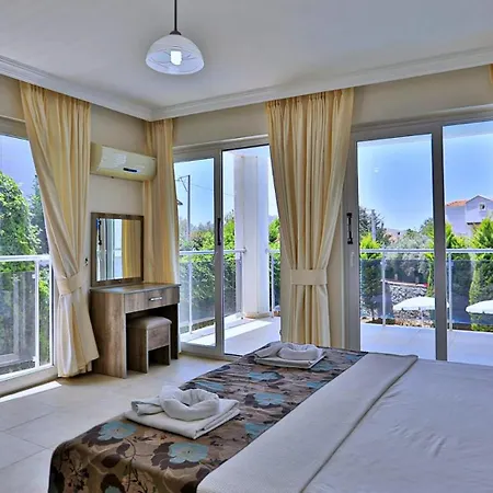 4 Bedroom With Private Pool * Fethiye